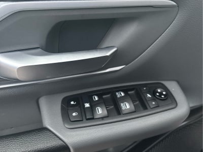 2021 RAM 1500 Big Horn Crew Cab 4x4 5'7" Box