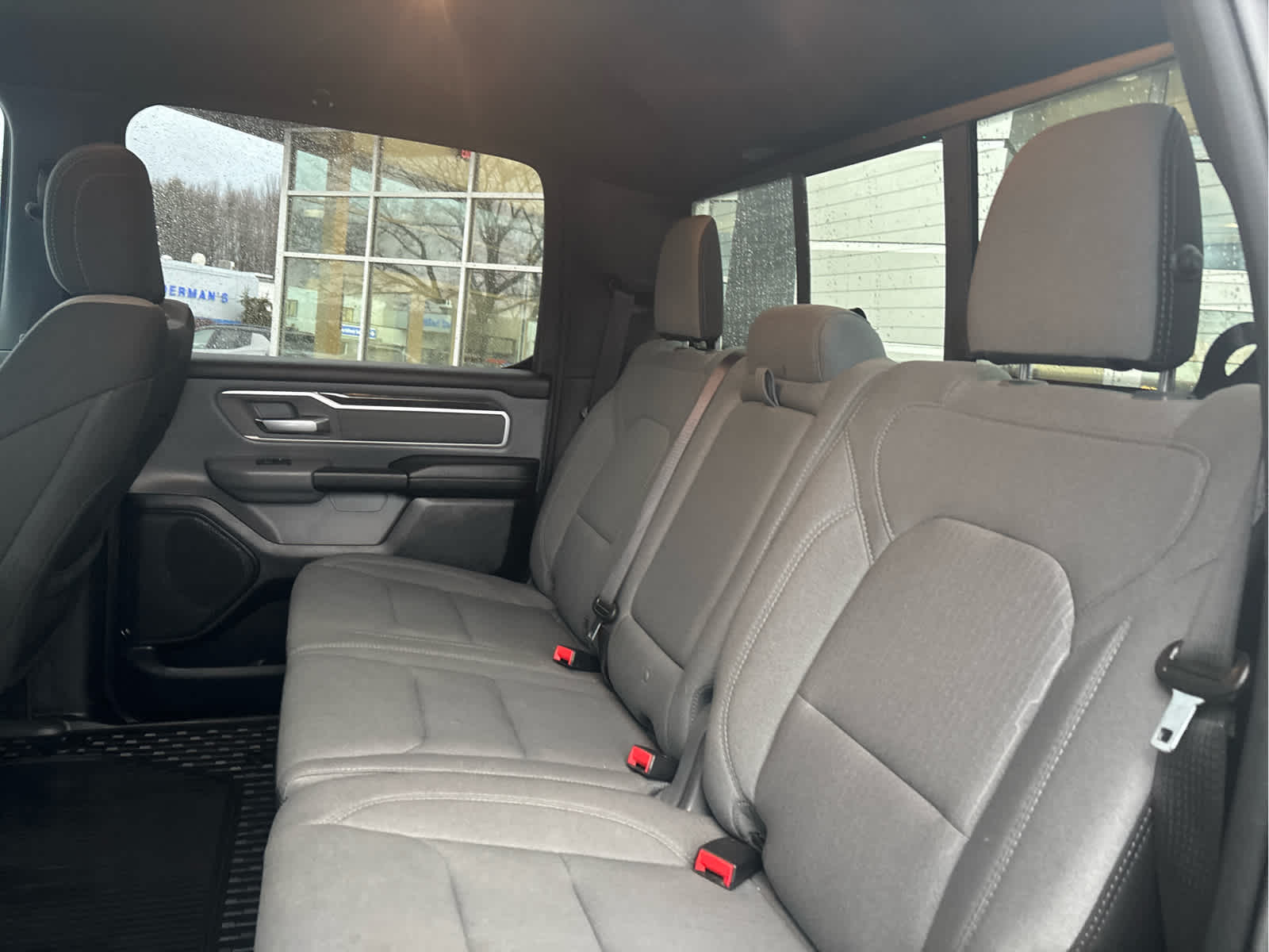 2021 RAM 1500 Big Horn Crew Cab 4x4 5'7" Box