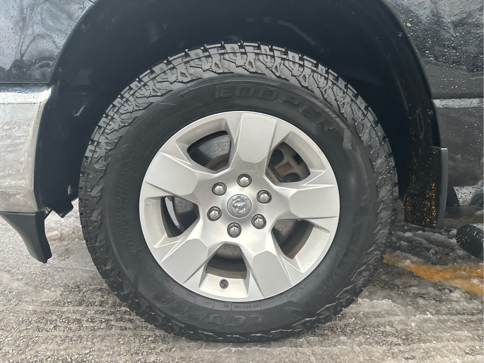 2021 RAM 1500 Big Horn Crew Cab 4x4 5'7" Box