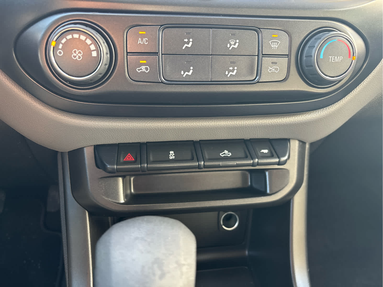 2022 Chevrolet Colorado WT