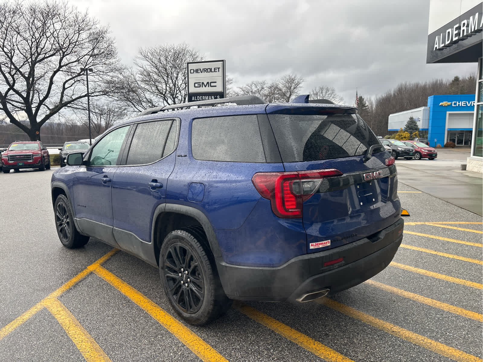 2023 GMC Acadia SLE