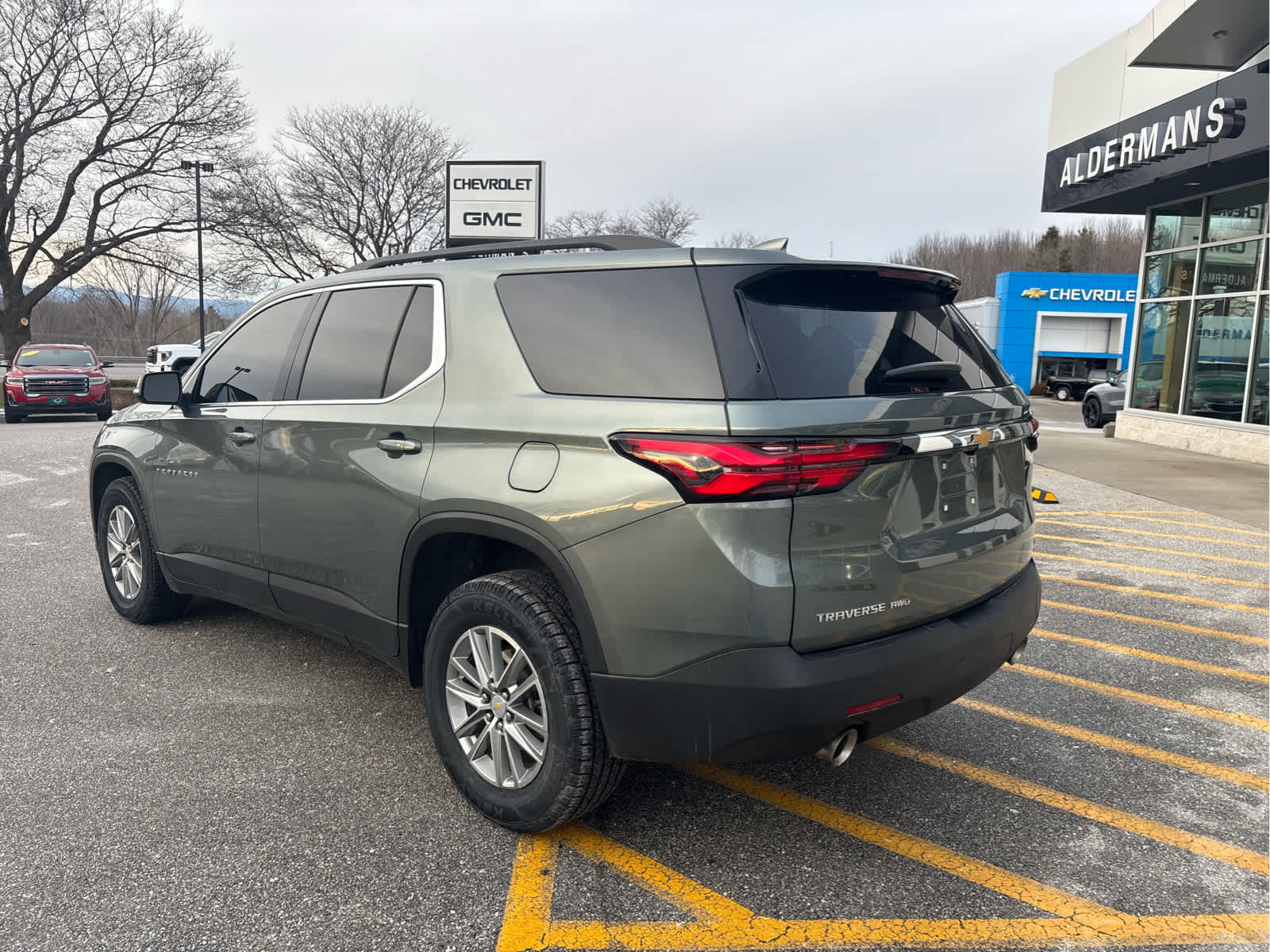 2023 Chevrolet Traverse LT Cloth