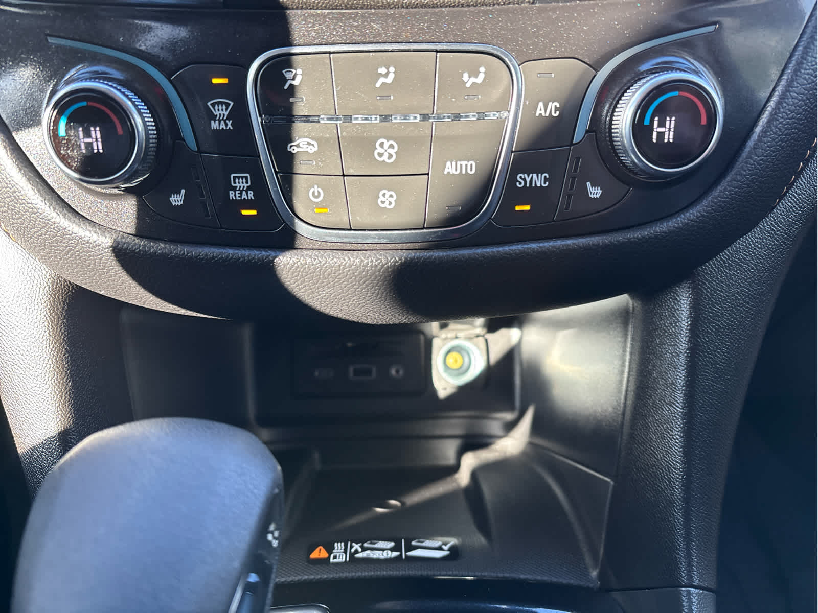 2023 Chevrolet Equinox Premier