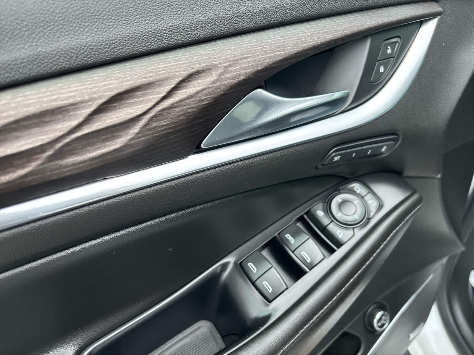 2022 Buick Enclave Avenir