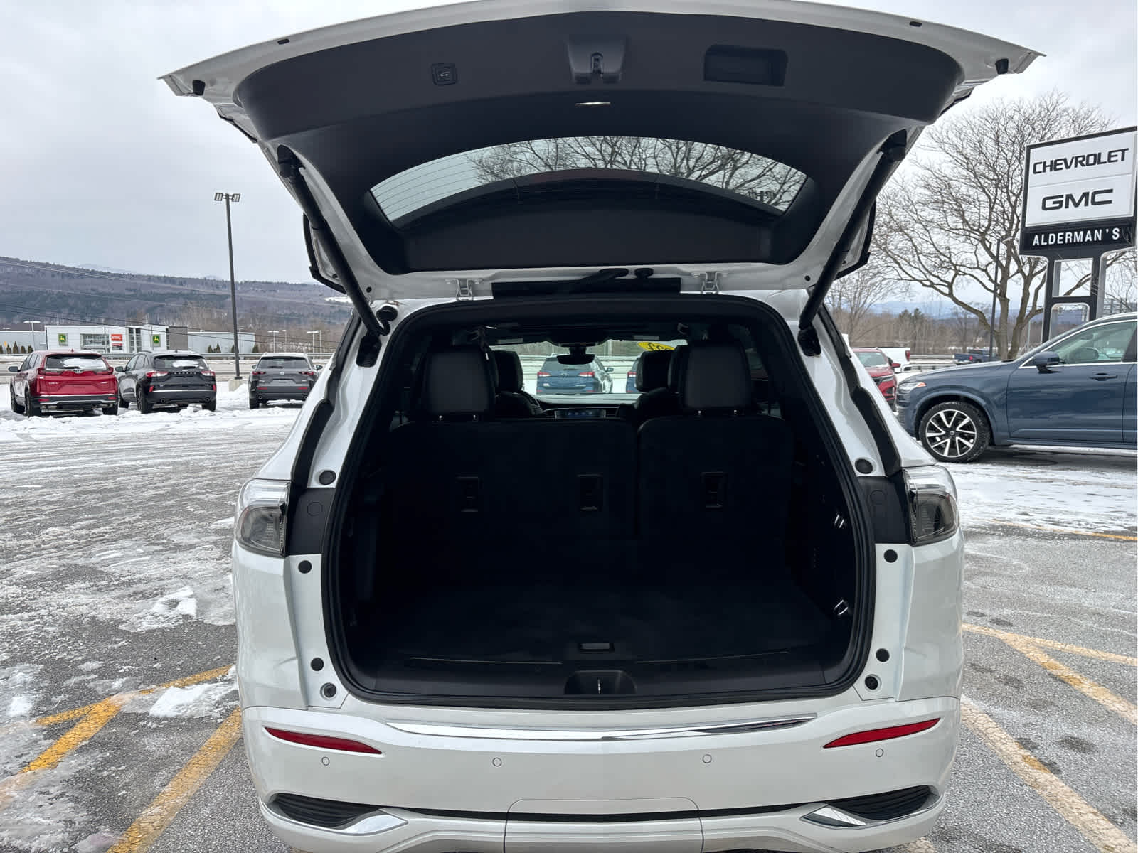 2022 Buick Enclave Avenir