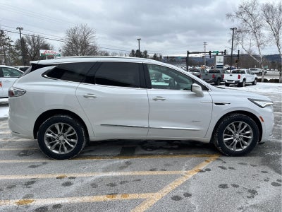 2022 Buick Enclave Avenir